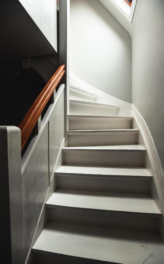 Villa Laurestes นิวว์ปอร์ท ภายนอก รูปภาพ